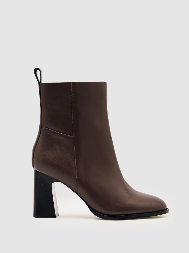 TAYLOR-Leather Block-Heel Ankle Boots in Brown